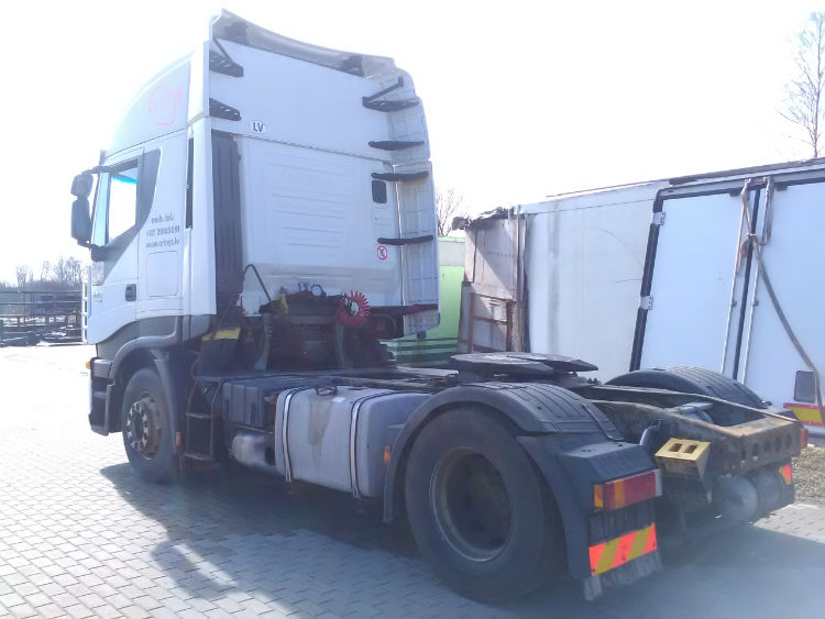 Iveco Stralis 440S42 - Image 3